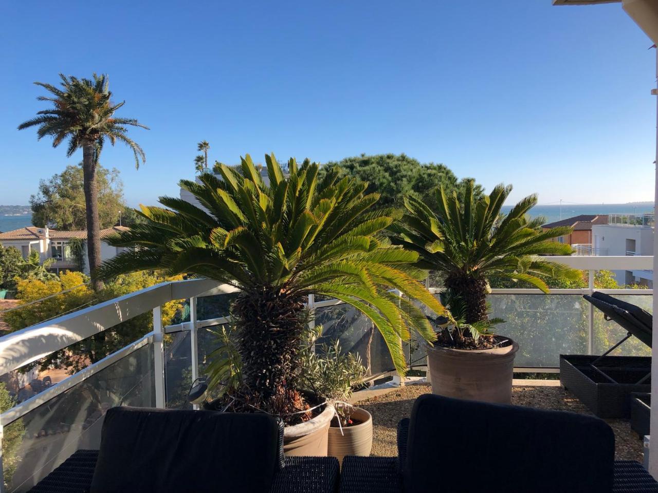 Gorgeous One-Bedroom Apartment With Terrace And Sea View -Stayinantibes- Bijou Plage Esterno foto