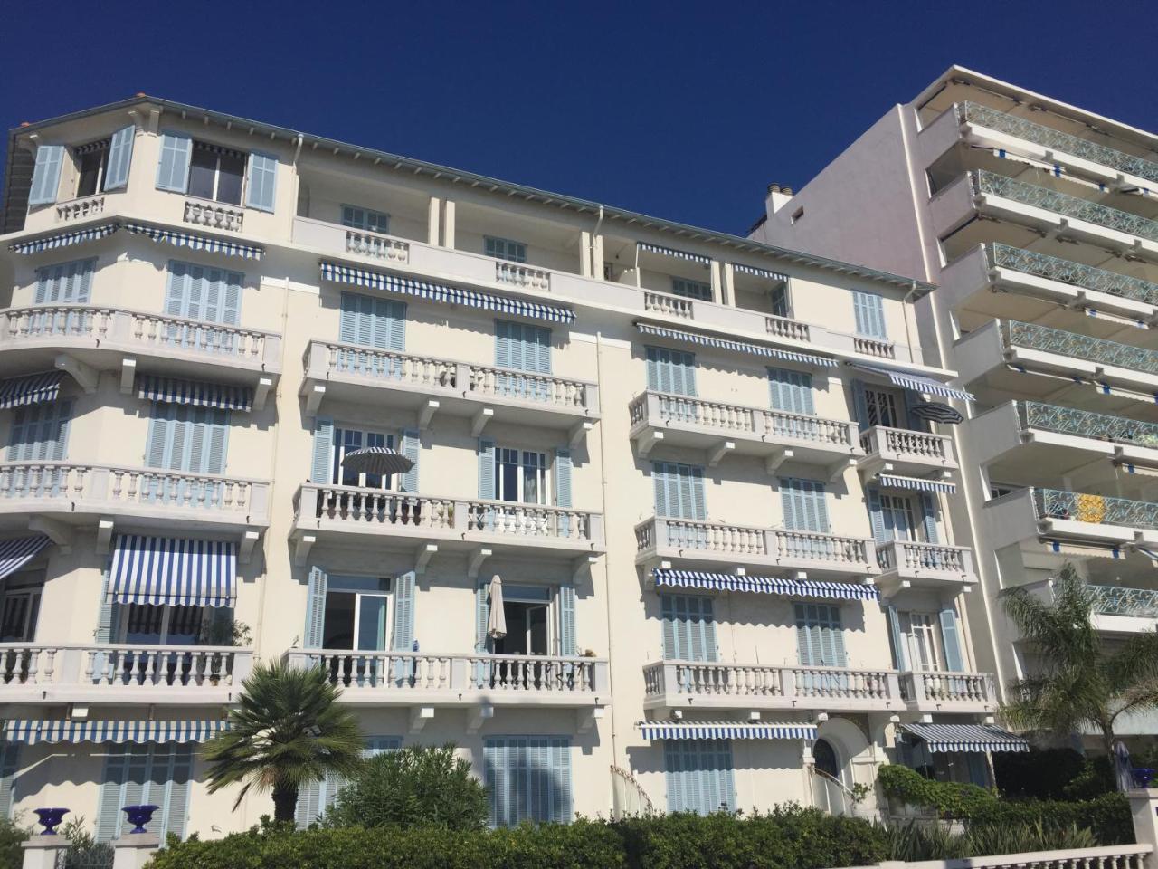 Gorgeous One-Bedroom Apartment With Terrace And Sea View -Stayinantibes- Bijou Plage Esterno foto