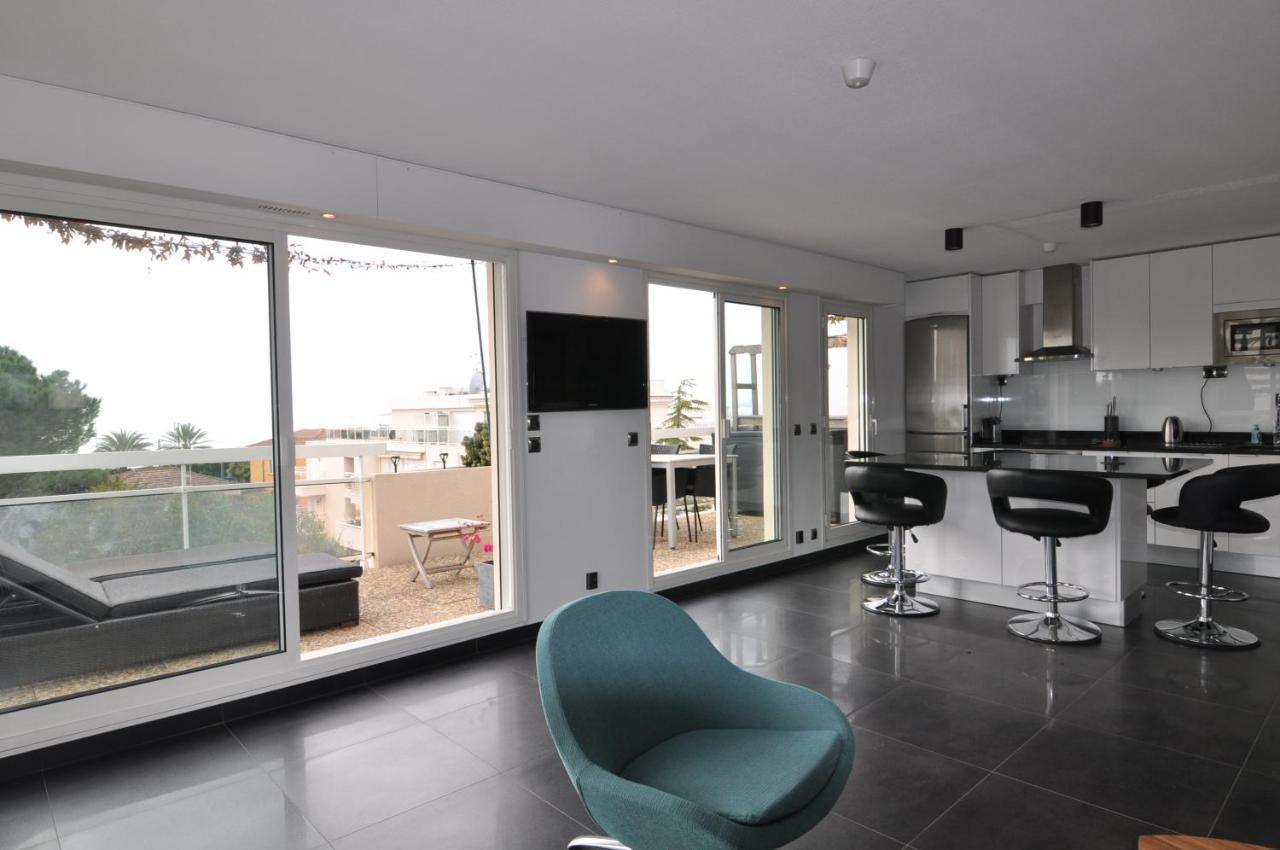Gorgeous One-Bedroom Apartment With Terrace And Sea View -Stayinantibes- Bijou Plage Esterno foto