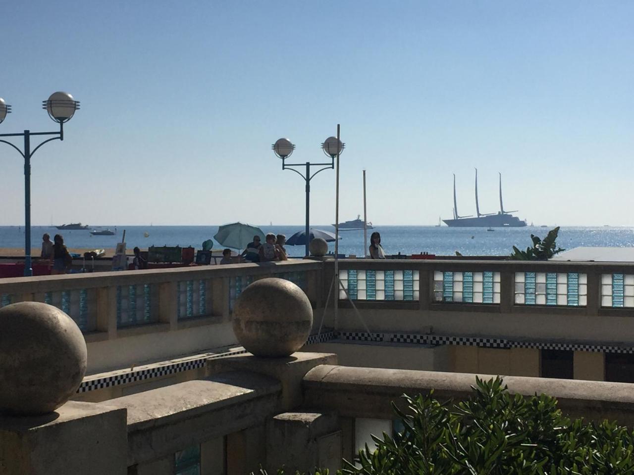 Gorgeous One-Bedroom Apartment With Terrace And Sea View -Stayinantibes- Bijou Plage Esterno foto