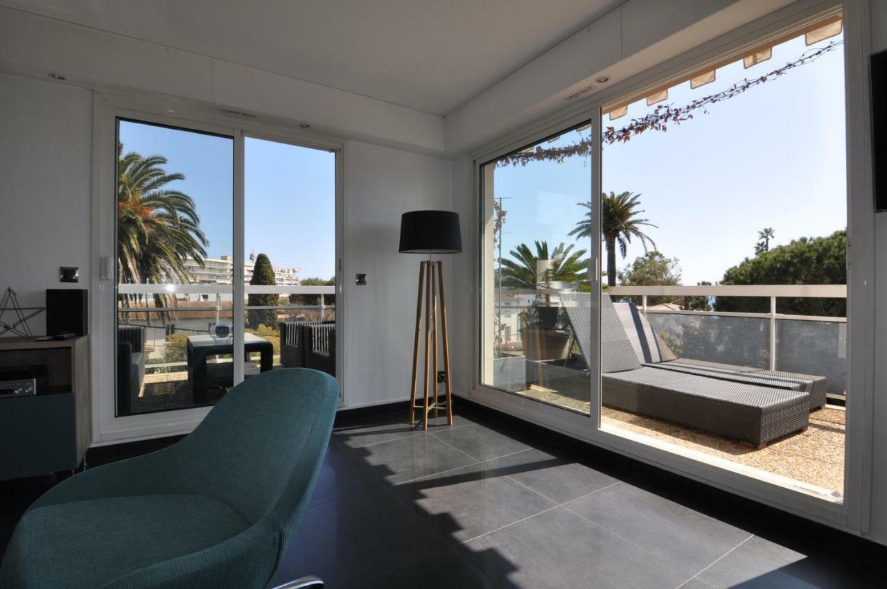 Gorgeous One-Bedroom Apartment With Terrace And Sea View -Stayinantibes- Bijou Plage Esterno foto